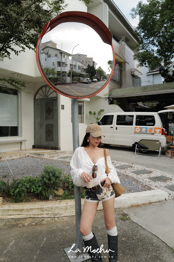 斜紋布乳牛中腰短褲